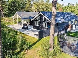 5 Star Holiday Home in Vaeggerlose
