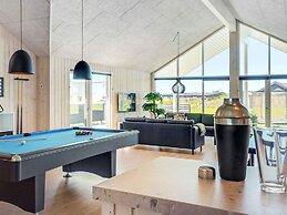 5 Star Holiday Home in Spottrup