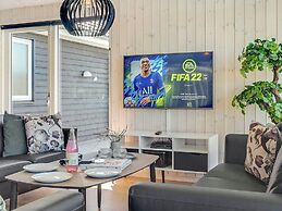5 Star Holiday Home in Spottrup