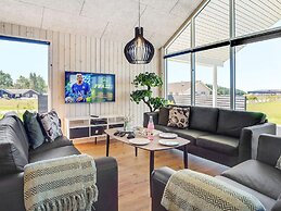 5 Star Holiday Home in Spottrup