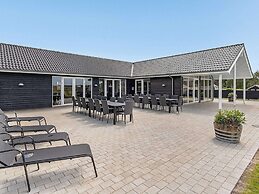 5 Star Holiday Home in Spottrup