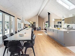 5 Star Holiday Home in Spottrup