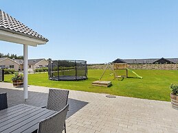 5 Star Holiday Home in Spottrup