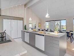 5 Star Holiday Home in Spottrup