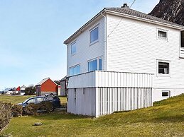 8 Person Holiday Home in Leinoy-by Traum