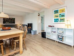 6 Person Holiday Home in Frostrup