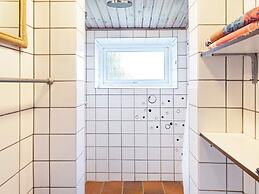 6 Person Holiday Home in Frostrup