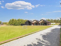 10 Person Holiday Home in Jerup