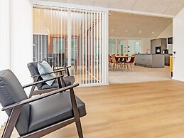 10 Person Holiday Home in Jerup