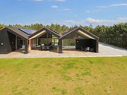 10 Person Holiday Home in Jerup