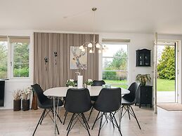 6 Person Holiday Home in Ebeltoft
