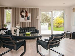 6 Person Holiday Home in Ebeltoft