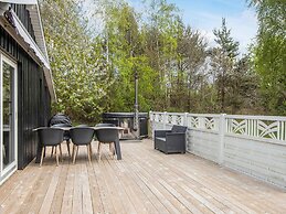 6 Person Holiday Home in Ebeltoft