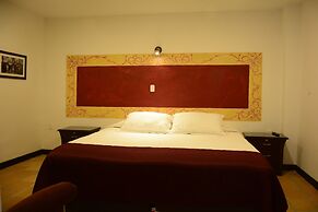 Casa Lola Hotel Boutique
