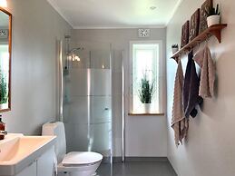 6 Person Holiday Home in Gotene-by Traum