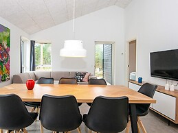 5 Star Holiday Home in Romo