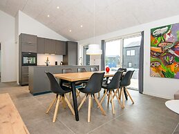 5 Star Holiday Home in Romo