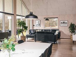 5 Star Holiday Home in Blavand