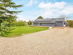 5 Star Holiday Home in Borkop