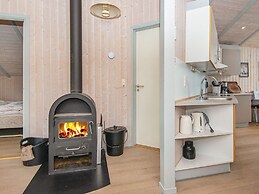 5 Star Holiday Home in Borkop