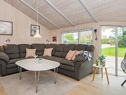 5 Star Holiday Home in Borkop