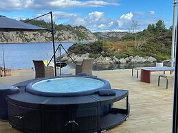 5 Star Holiday Home in Urangsvag