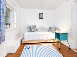 6 Person Holiday Home in Midsund
