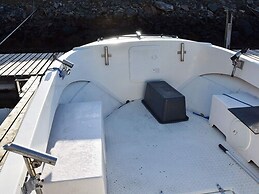 6 Person Holiday Home in Midsund