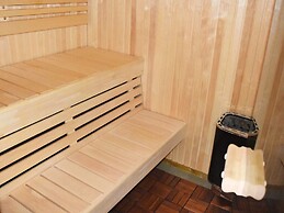 6 Person Holiday Home in Midsund