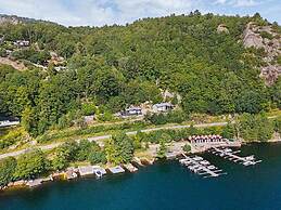 4 Star Holiday Home in Lyngdal