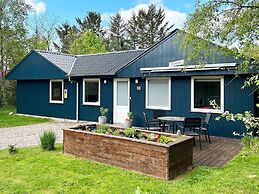 6 Person Holiday Home in Ansager