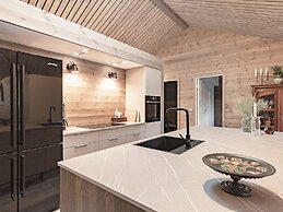 5 Star Holiday Home in Hals