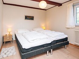 6 Person Holiday Home in Blavand