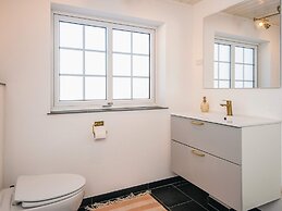 6 Person Holiday Home in Blavand
