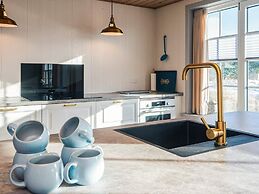 6 Person Holiday Home in Blavand