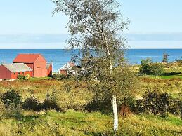 9 Person Holiday Home in Fjortoft
