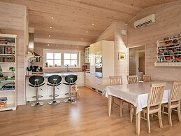 5 Star Holiday Home in Spottrup