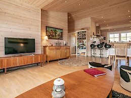 5 Star Holiday Home in Spottrup