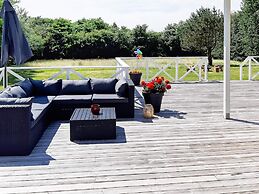 5 Star Holiday Home in Spottrup