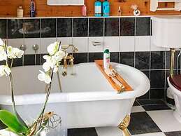 4 Star Holiday Home in Bruvik