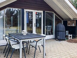 4 Person Holiday Home in Vaeggerlose