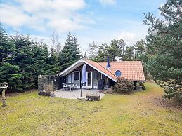 4 Person Holiday Home in Vaeggerlose