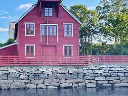 9 Person Holiday Home in Selje