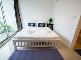 RQ Bangkok Sukhumvit 50 by Collection O