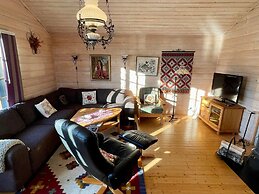 6 Person Holiday Home in Hatlestrand-by Traum