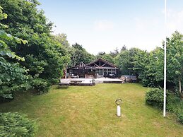 5 Star Holiday Home in Vinderup