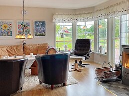 4 Star Holiday Home in Hjo