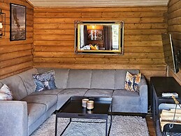6 Person Holiday Home in Lyngdal