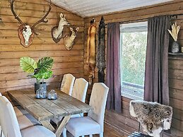 6 Person Holiday Home in Lyngdal