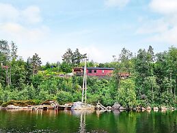 6 Person Holiday Home in Lyngdal